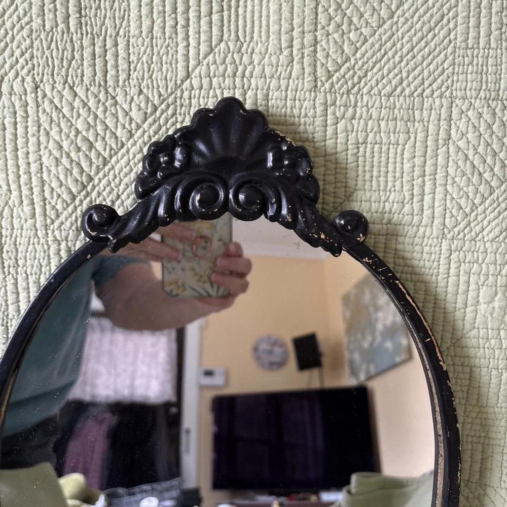 Ornate Oval Wall Mirror Metal Black Gold Distressed Victorian Style 16.5